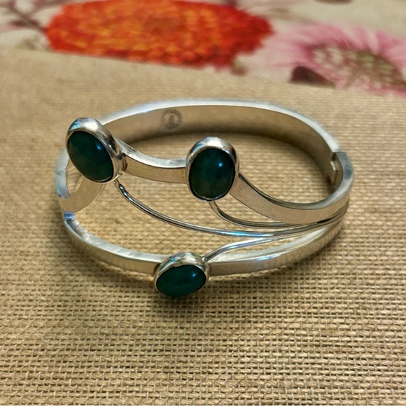 Vintage Taxco Silver 925 Flower Lily Bracelet with Green Stones! - Picture 6 of 13